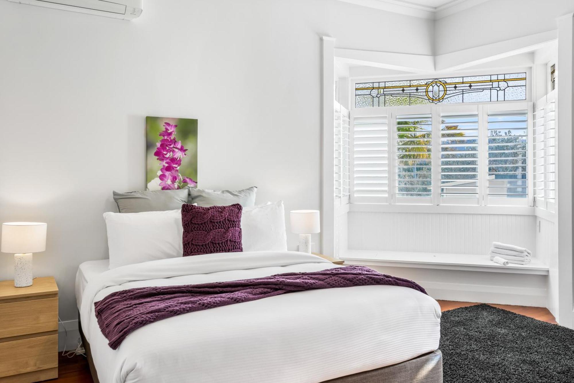 Spacious Kingsland 4br Holiday home *